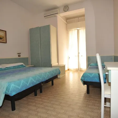 Hotel Metron 3*